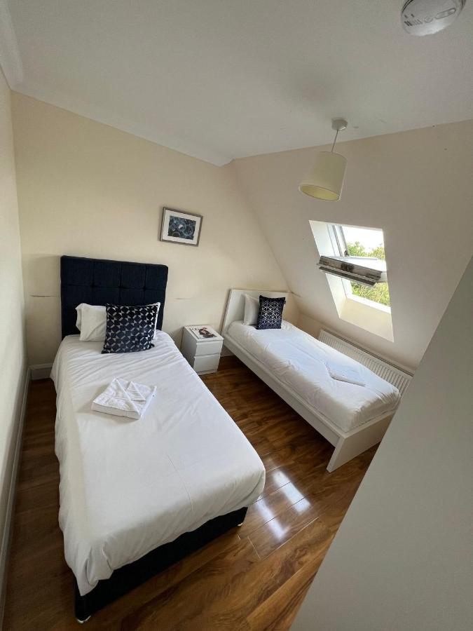Rc Airport Rooms Stanwell Buitenkant foto
