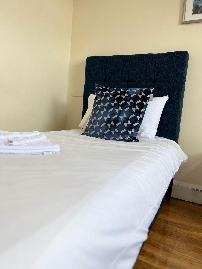 Rc Airport Rooms Stanwell Buitenkant foto