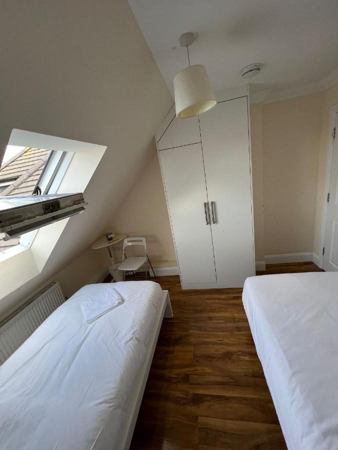 Rc Airport Rooms Stanwell Buitenkant foto