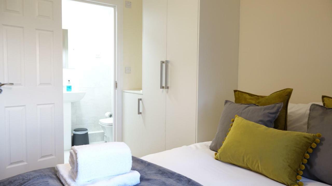 Rc Airport Rooms Stanwell Buitenkant foto