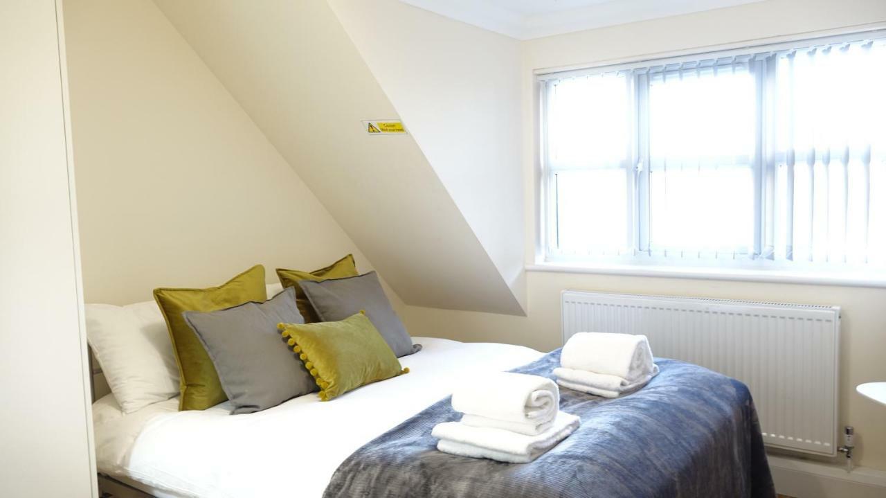 Rc Airport Rooms Stanwell Buitenkant foto