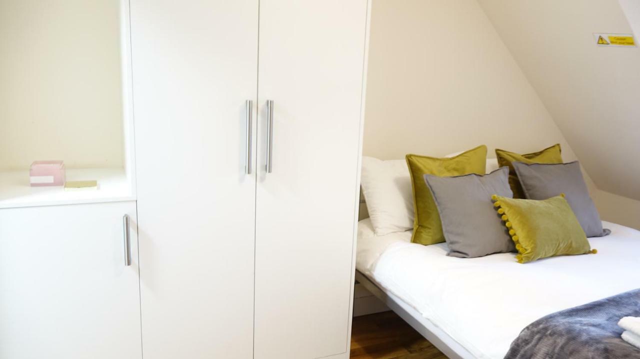 Rc Airport Rooms Stanwell Buitenkant foto